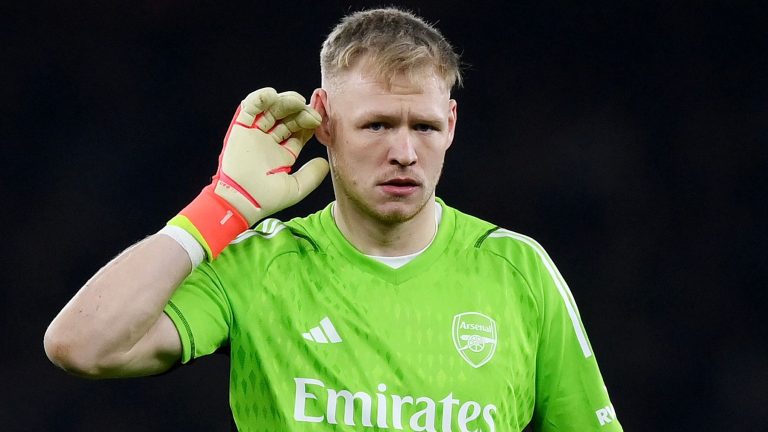 Arsenal make €20m offer for new goalkeeper as Aaron Ramsdale replacement after England international agrees Southampton transfer