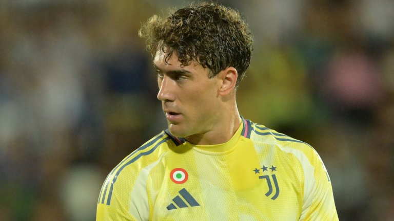 'Dusan Vlahovic is not worthy of Juventus' – Serbian striker brutally told he doesn't measure up to Cristiano Ronaldo as question marks raised over his €12m-per-year salary at Serie A club