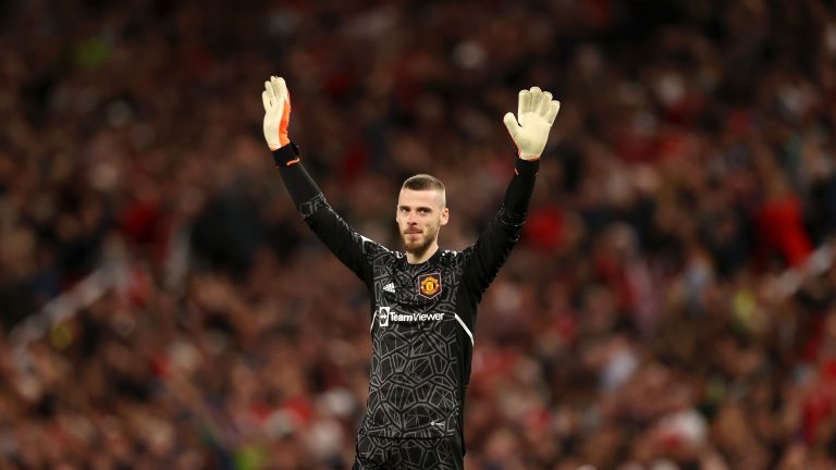 David de Gea reduces massive salary demands to agree one-year contract as ex-Man Utd goalkeeper finally finds a new club after long spell as free agent